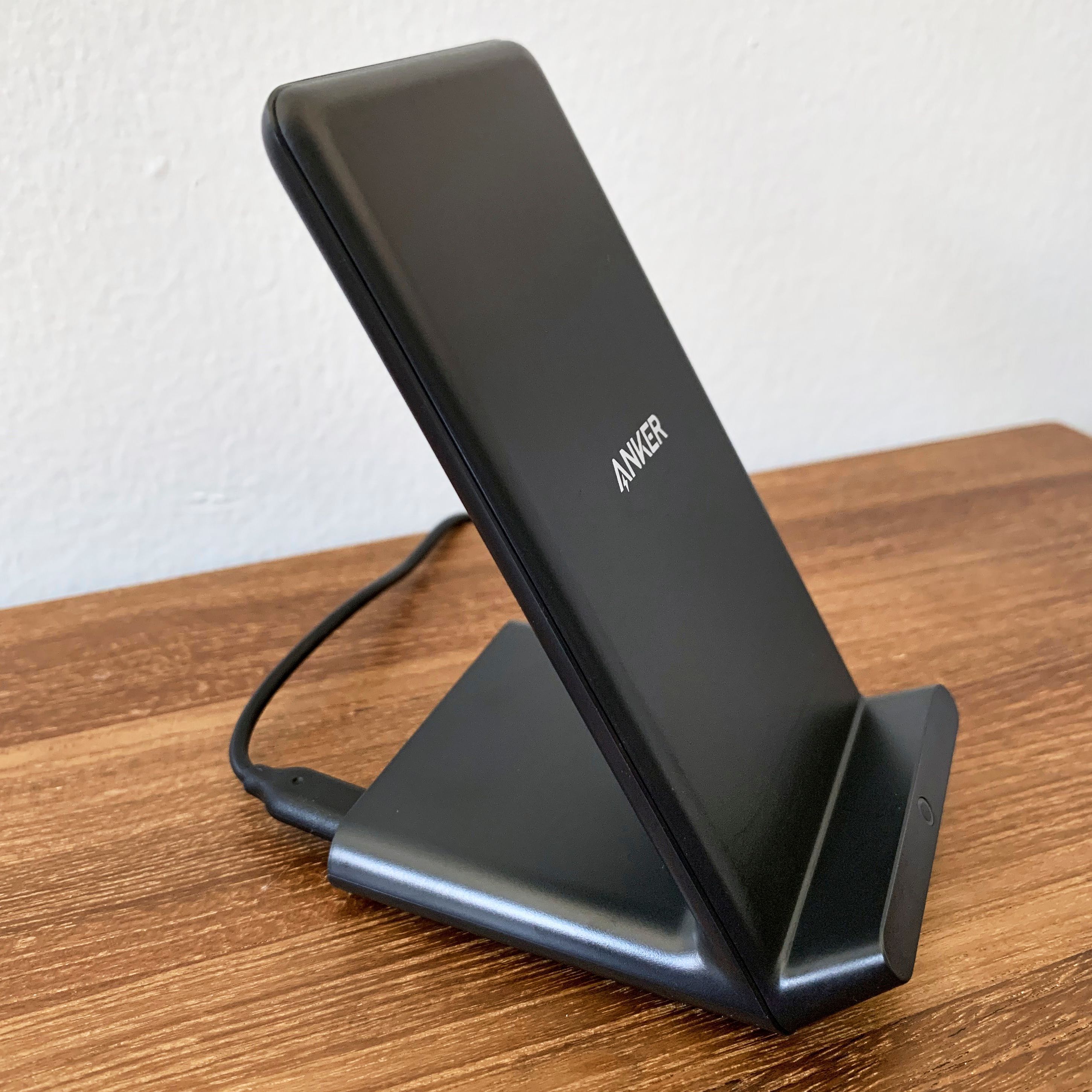 ANKER POWERWAVE FAST WIRELESS CHARGING STAND