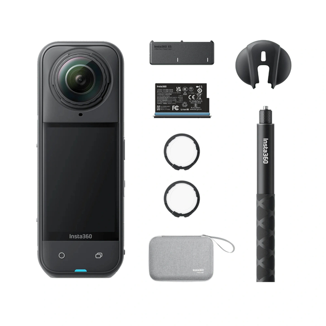 Insta360 X5 Essential Bundle